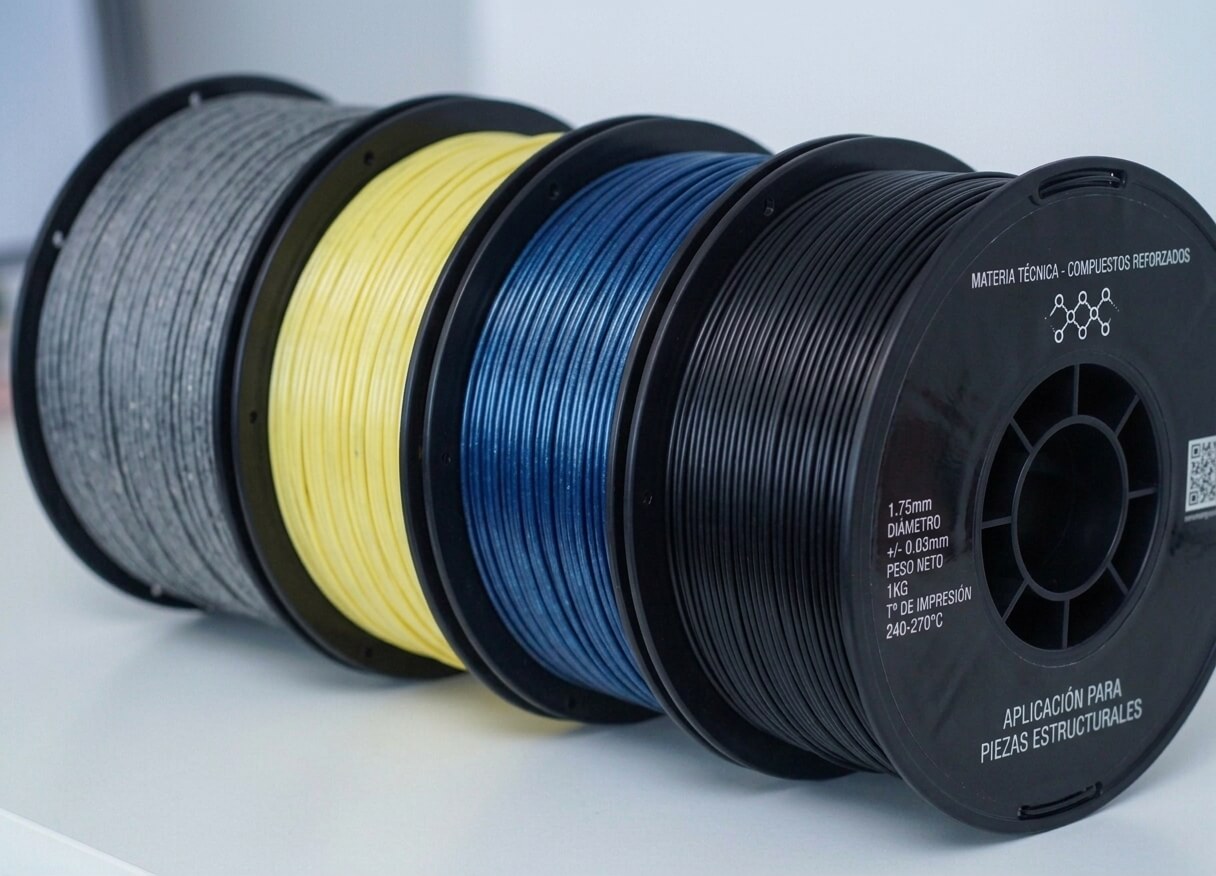 Filamento de nylon reforzado
